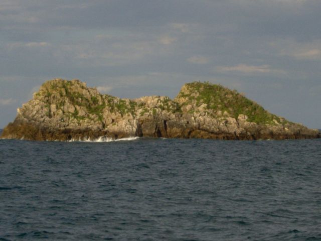 Playas de Las Cámaras y Los Curas (Celorio)
