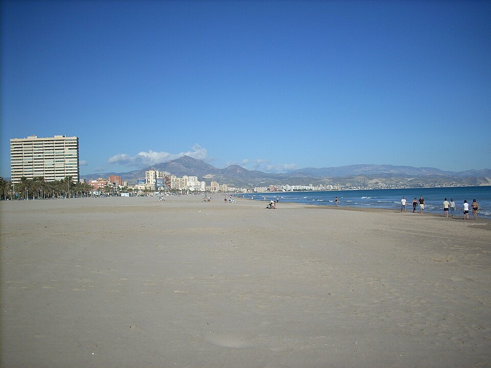 Playa de Muchavista (El Campello)