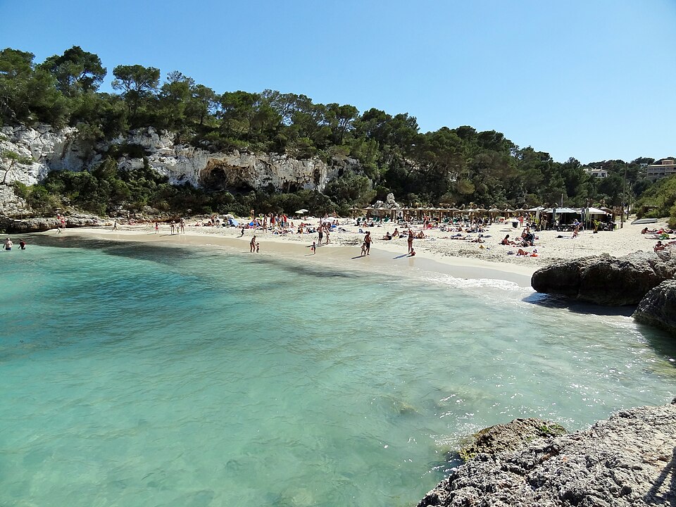 Cala Llombards (Santañí)