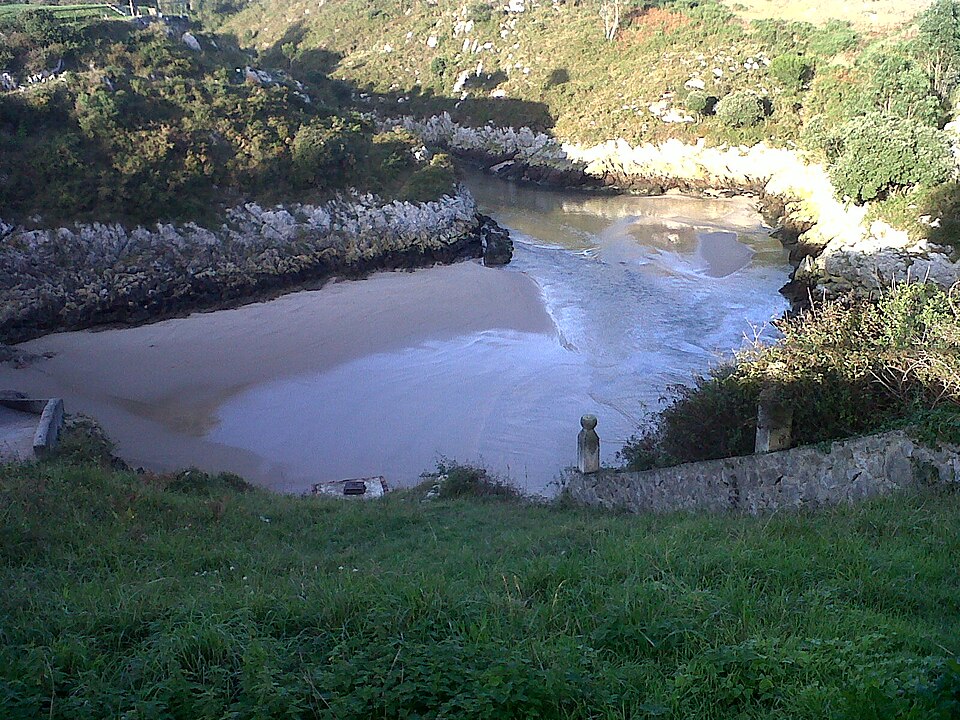 Playa de Guadamía (Llanes)