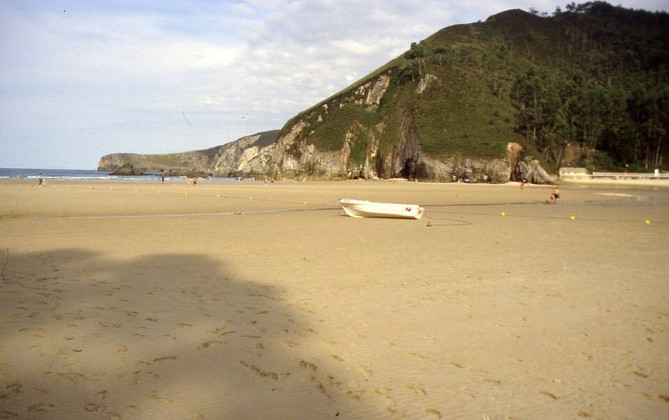 Playa de La Franca (Ribadedeva)