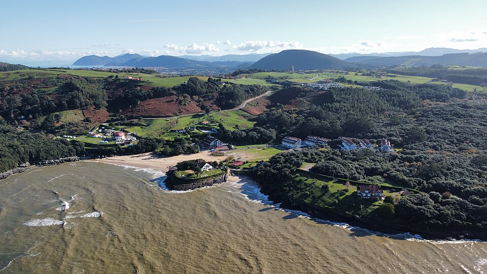 Playa de la Arena (Arnuero)