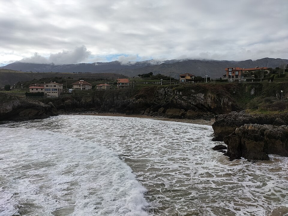 Playa de Puerto Chico (Llanes)