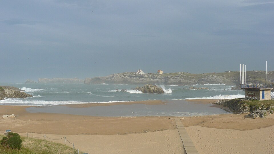 Playa de San Juan de la Canal (Santa Cruz de Bezana)