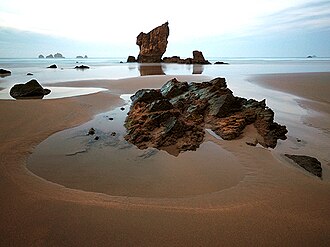 Playas de Campofrío y Aguilar (Cudillero)