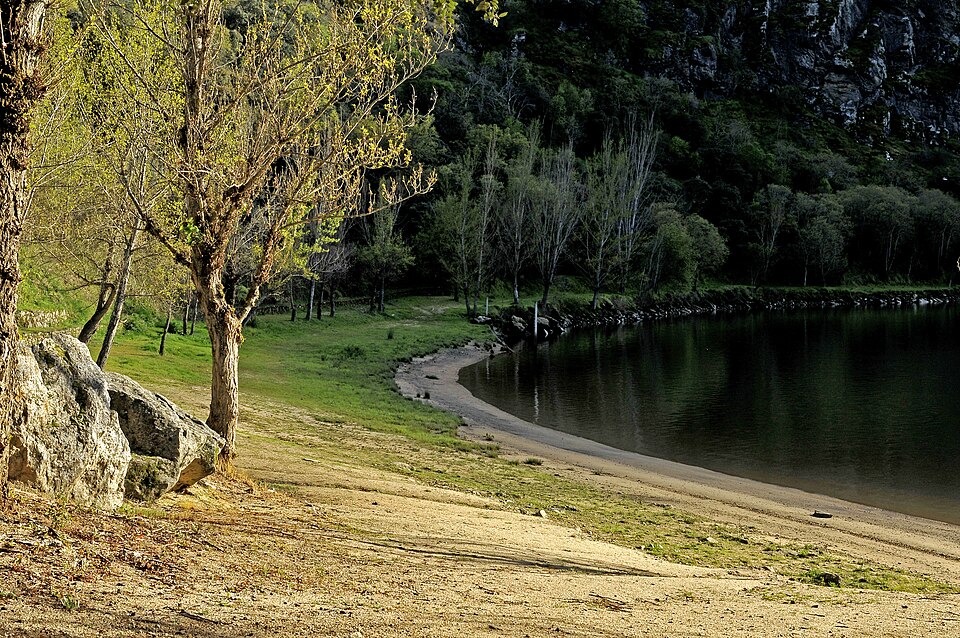 Playa del Rostro (Aldeadávila de la Ribera)