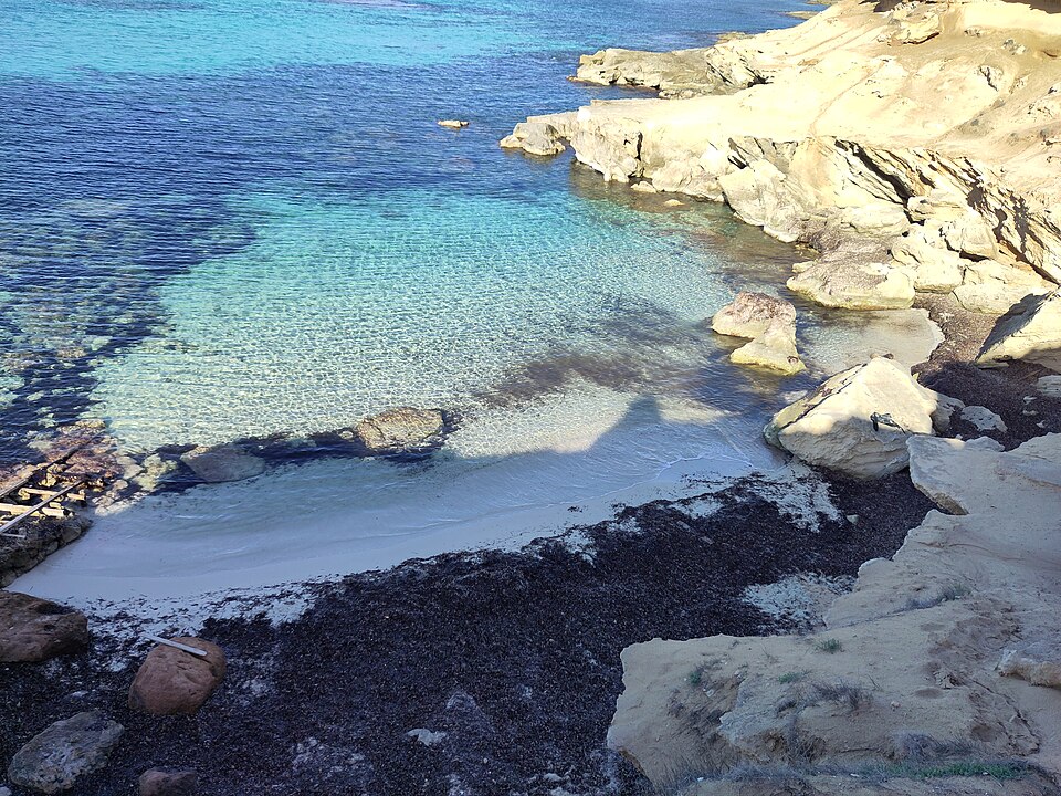 Caló d'Es Mort (Formentera)