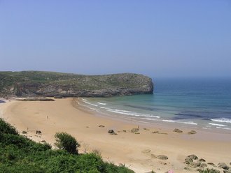Playa de Ballota (Cudillero)