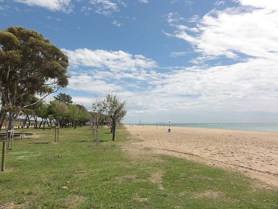 Platja dels Pins (Pineda de Mar)