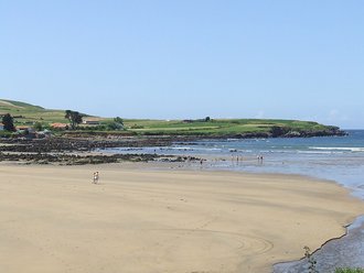 Playa de Bañugues (Bañugues)